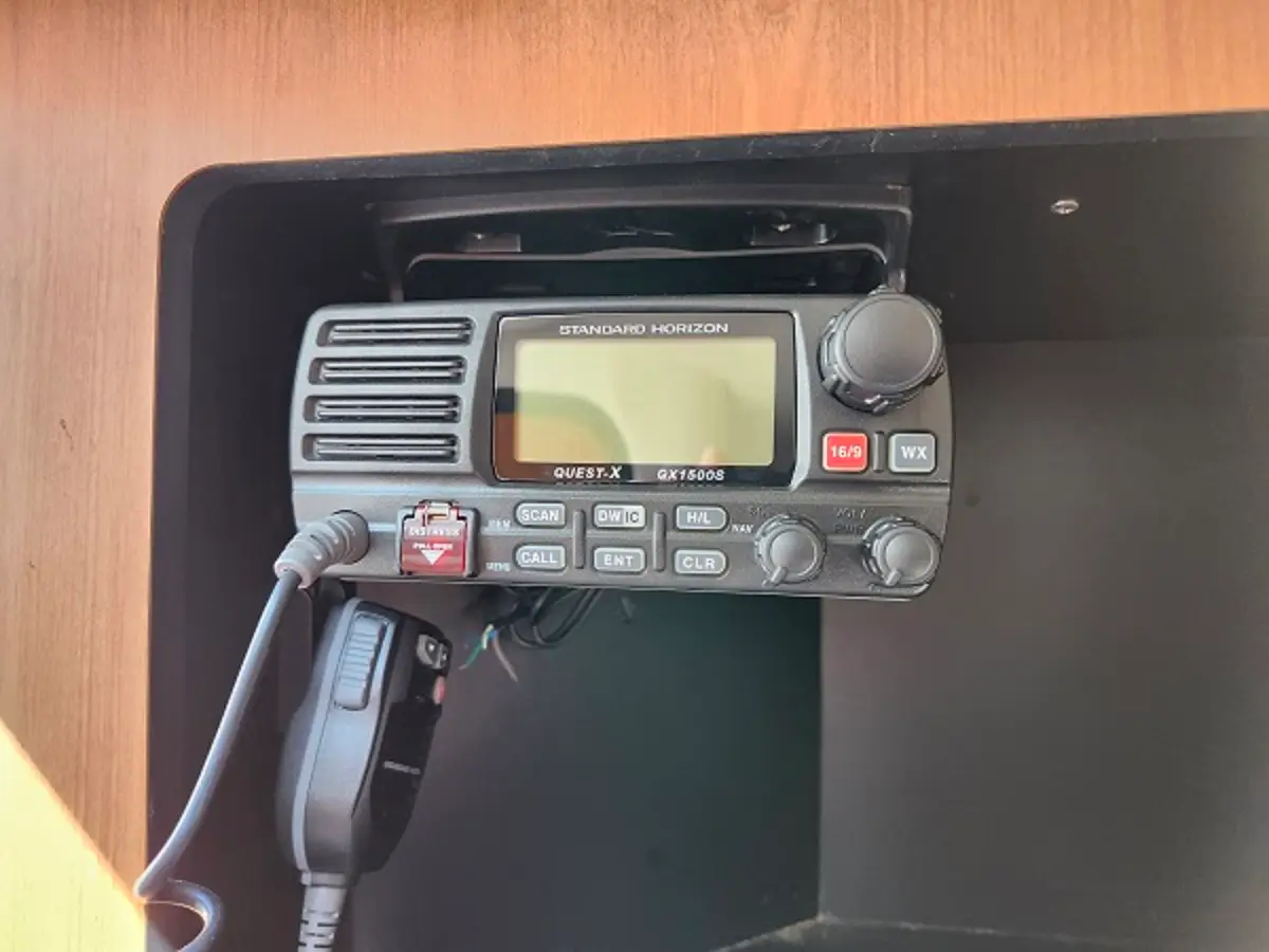 2007 Crownline 255 CCR