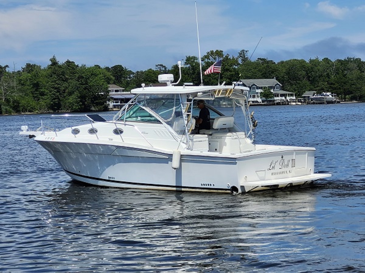 2000 Wellcraft 330 Coastal