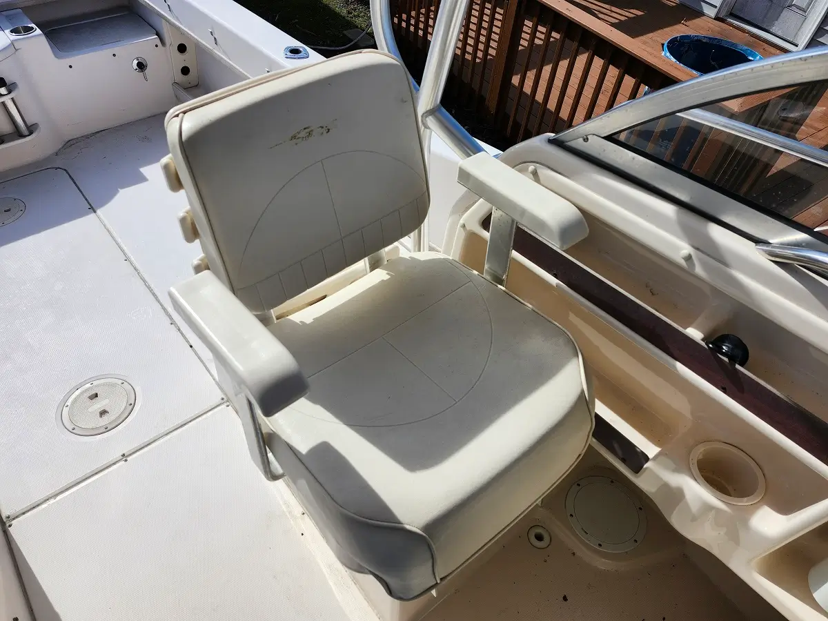 2000 Grady White Seafarer