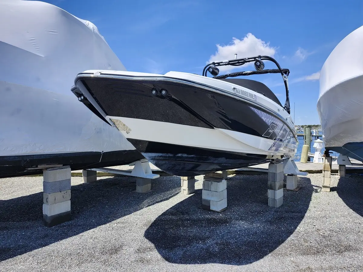 used 2019 Monterey Power M65 1