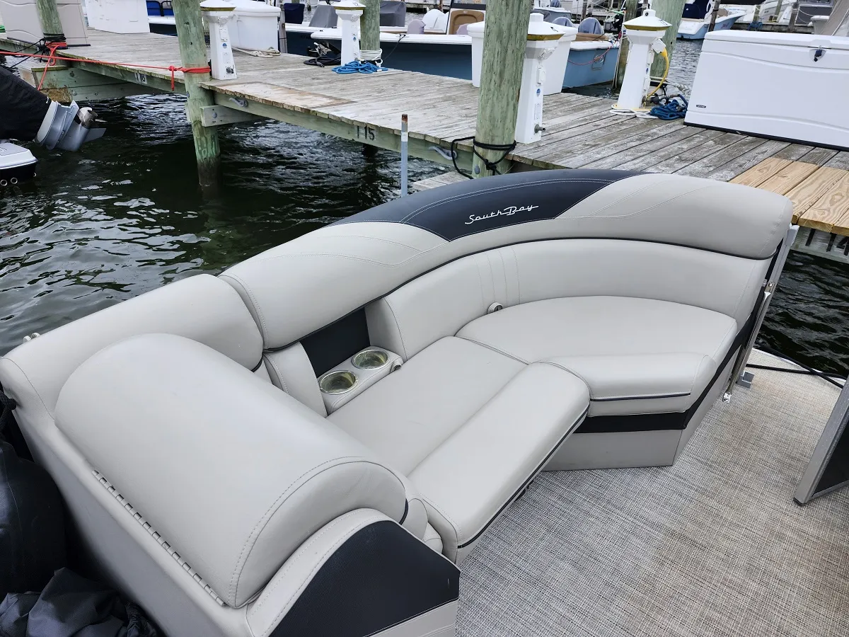 2022 South Bay 224 RSLE Tritoon