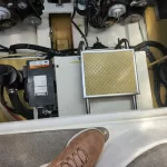 2002 Larson Power Cabrio 330 13